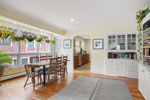 Dining room, Interior, Recessed Lighting, Wood Texture Flooring