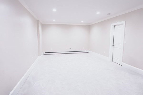 Empty room, Interior, Recessed Lighting