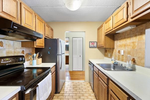 Interior, Kitchen, Wood Texture Flooring