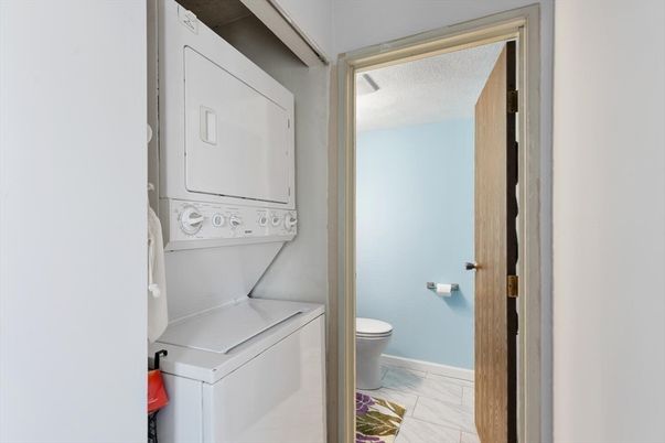 Bathroom, Interior, Marble, Utility Closets, Washer