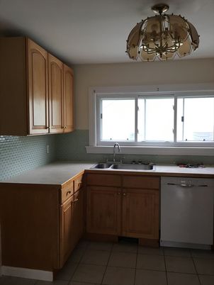 Chandelier, Interior, Kitchen