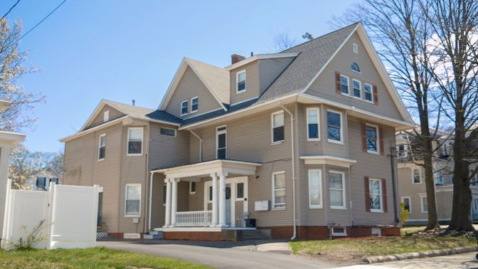 Exterior, Facade, Queen Anne Victorian
