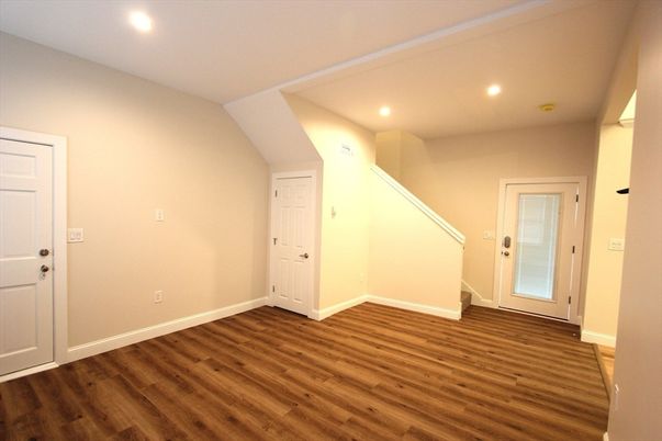 Empty room, Interior, Recessed Lighting, Wood Texture Flooring
