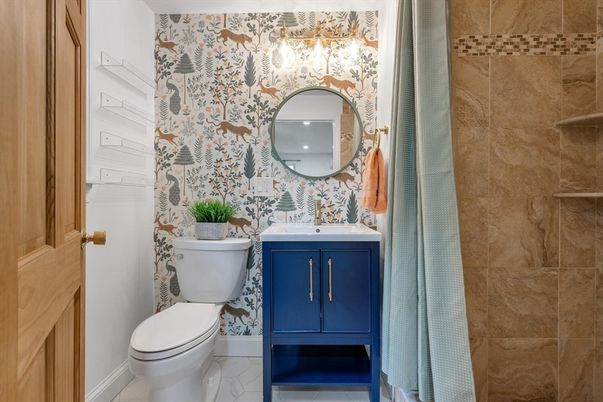 Bathroom, Interior