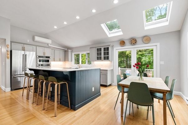 Dining room, Interior, Kitchen, Recessed Lighting, Stainless Steel Appliances, Wood Texture Flooring
