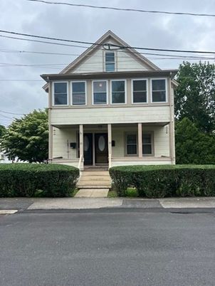 Exterior, Facade, Queen Anne Victorian