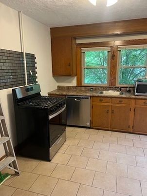 Interior, Kitchen, Stainless Steel Appliances