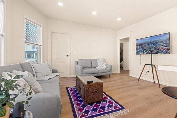 Interior, Living room, Recessed Lighting, Wood Texture Flooring