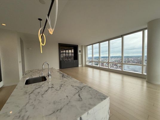 Interior, Pendant Lights, Recessed Lighting, Wood Texture Flooring