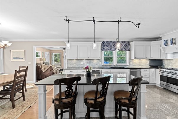Dining room, Interior, Kitchen, Pendant Lights, Stainless Steel Appliances, Wood Texture Flooring