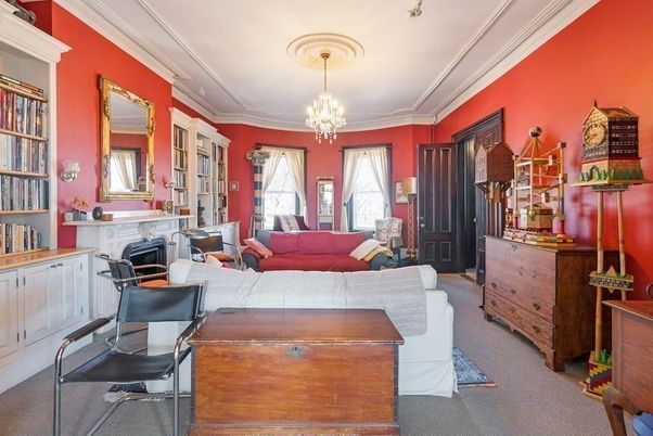 Chandelier, Interior, Living room