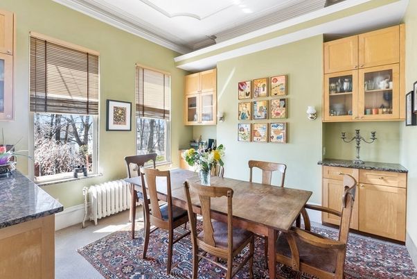 Dining room, Interior