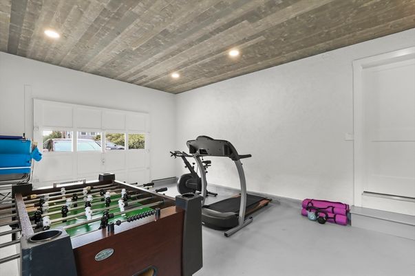 Fitness Equipment, Game Room, Interior, Recessed Lighting