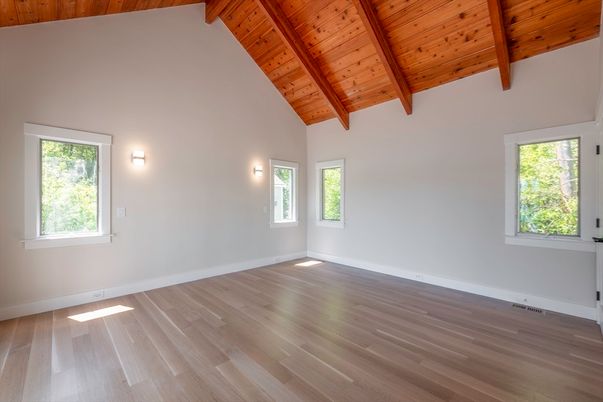 Empty room, Interior, Wooden Beams, Wooden Ceilings, Wood Texture Flooring
