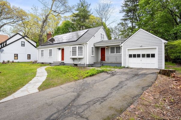 Attached, Exterior, Facade, Solar Panels, Cape Cod
