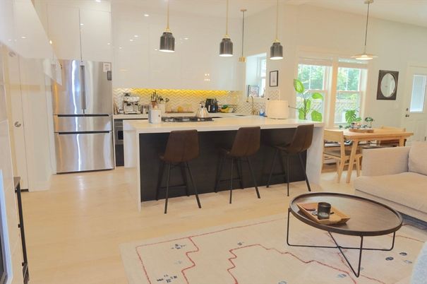 Dining room, Interior, Kitchen, Pendant Lights, Recessed Lighting, Stainless Steel Appliances, Wood Texture Flooring