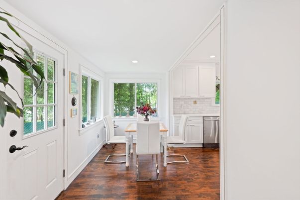 Dining room, Interior, Kitchen, Recessed Lighting, Wood Texture Flooring