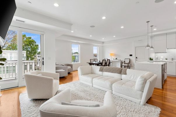 Dining room, Interior, Kitchen, Living room, Pendant Lights, Recessed Lighting, Wood Texture Flooring
