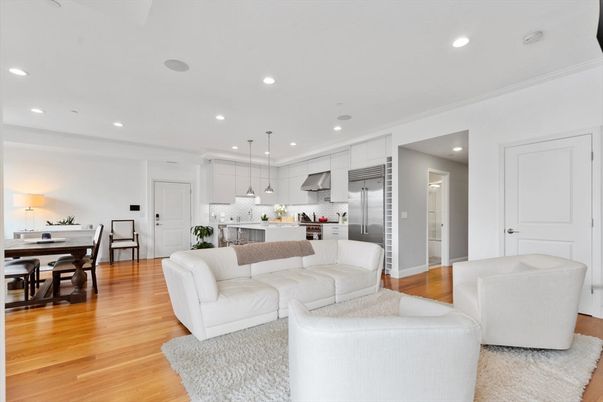 Dining room, Interior, Kitchen, Living room, Pendant Lights, Recessed Lighting, Stainless Steel Appliances, Wood Texture Flooring