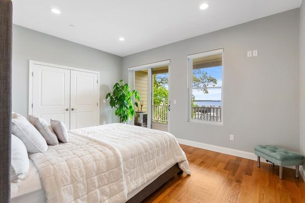 Bedroom, Interior, Recessed Lighting, Water, Wood Texture Flooring