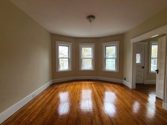 Empty room, Interior, Pendant Lights, Wood Texture Flooring