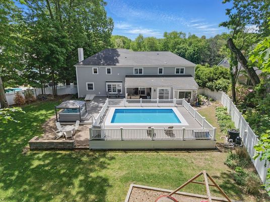 Backyard, Exterior, Pool