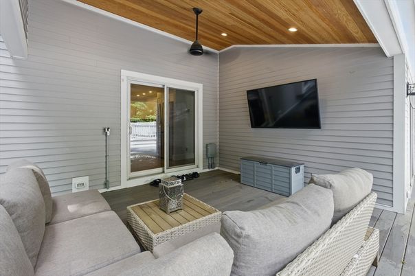 Interior, Living room, Recessed Lighting, Wooden Ceilings, Wood Texture Flooring