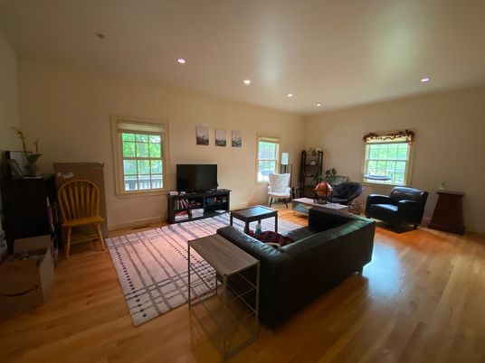 Interior, Living room, Recessed Lighting, Wood Texture Flooring
