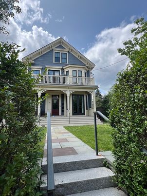 Exterior, Facade, Queen Anne Victorian