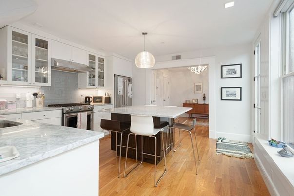 Dining room, Interior, Kitchen, Pendant Lights, Recessed Lighting, Wood Texture Flooring