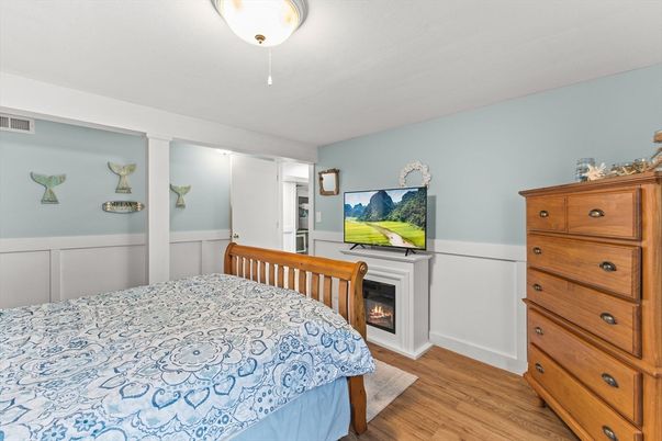 Bedroom, Fireplace, Interior, Wood Texture Flooring