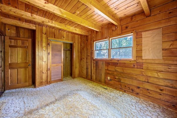Empty room, Interior, Wooden Beams, Wooden Ceilings, Wooden Walls