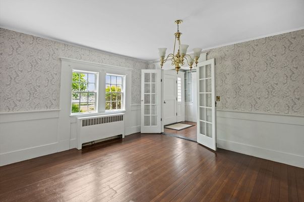 Chandelier, Empty room, Interior, Wood Texture Flooring