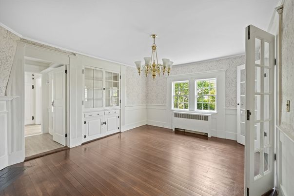 Chandelier, Empty room, Interior, Wood Texture Flooring