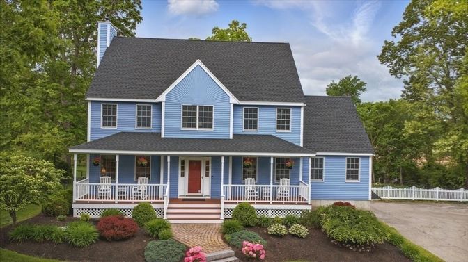 Exterior, Facade, Cape Cod