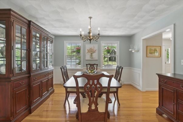 Chandelier, Dining room, Interior, Wood Texture Flooring
