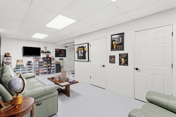 Interior, Recessed Lighting