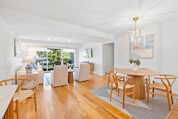 Dining room, Interior, Living room, Pendant Lights, Recessed Lighting, Wood Texture Flooring