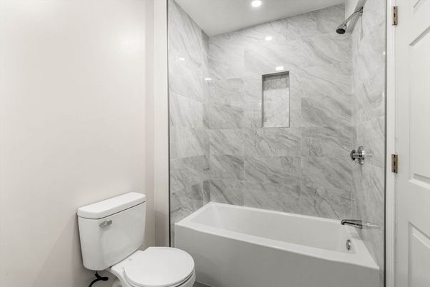 Bathroom, Interior, Marble Walls, Recessed Lighting
