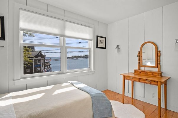Bedroom, Interior, Water, Wood Texture Flooring