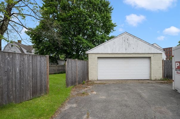 Backyard, Detached Garage, Exterior
