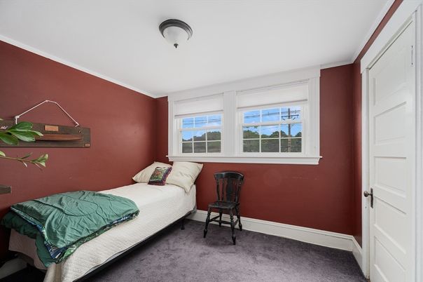 Bedroom, Interior, Water