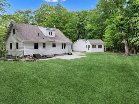 Backyard, Detached Garage, Exterior