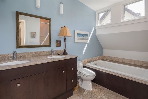 Bathroom, Dual Sink Vanities, Interior