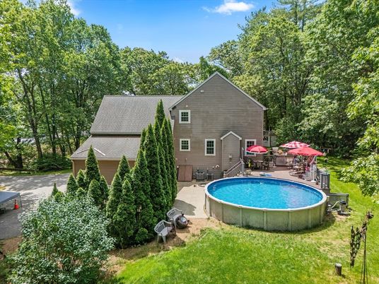 Backyard, Exterior, Pool