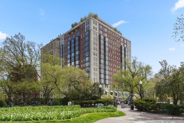 Exterior, Facade, Condo Building