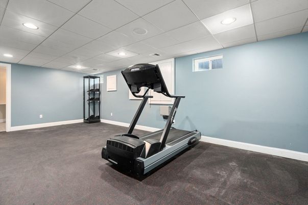 Fitness Equipment, Interior, Recessed Lighting