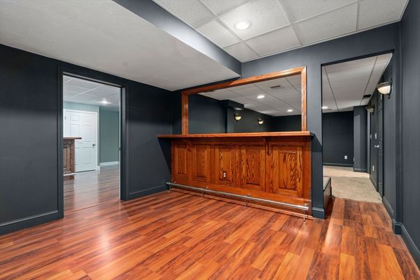 Interior, Recessed Lighting, Wood Texture Flooring