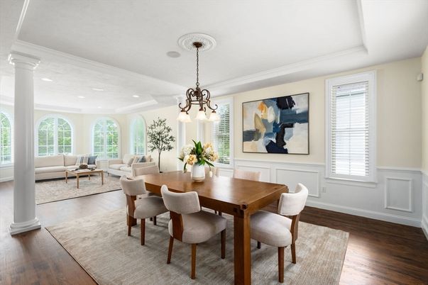 Chandelier, Dining room, Interior, Living room, Pendant Lights, Recessed Lighting, Wood Texture Flooring