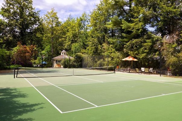Exterior, Tennis Courts